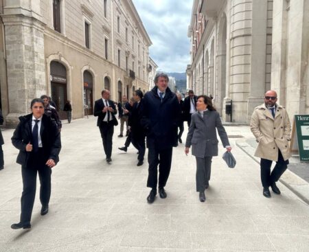 Il Ministro Casellati in visita nella città dell’Aquila