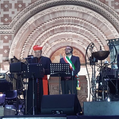 Accensione Tripode della Pace 729° Perdonanza