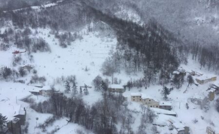 Rigopiano: oggi è il giorno della verità, giudici in camera di consiglio