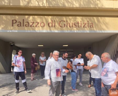 Tribunale dell’Aquila: sit-in parenti vittime di Rigopiano