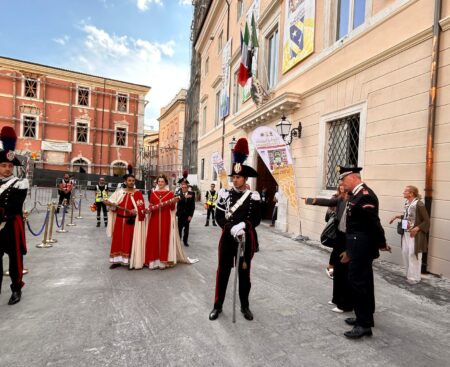 Perdonanza 2024: il corteo della Bolla