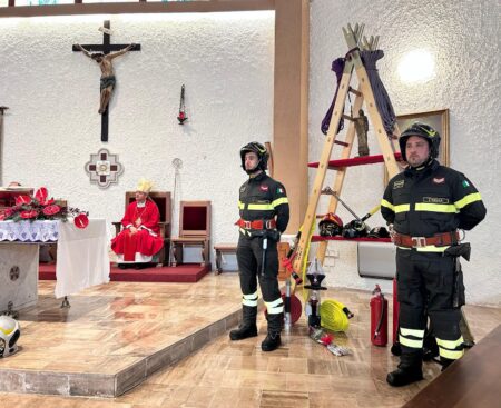 L’Aquila: omaggio di Artiglieri e Vigili del Fuoco a Santa Barbara