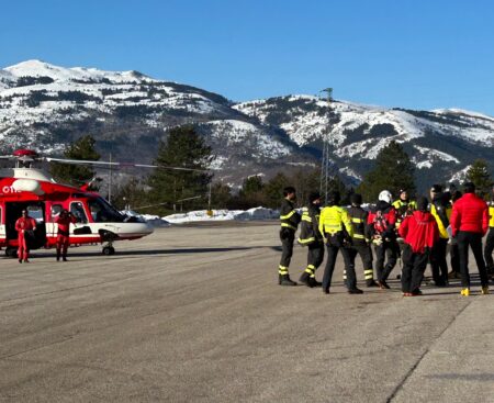 Dispersi Gran Sasso: briefing dei soccorritori