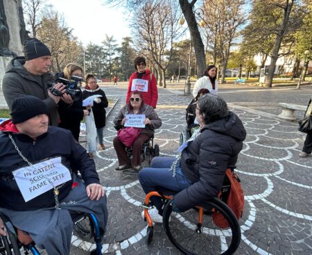 Sit in cgil-carrozzine determinate Consiglio regionale