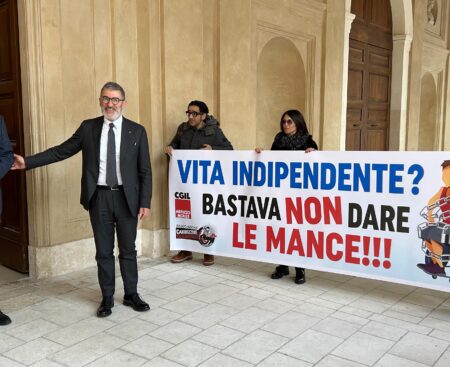 Sit in cgil-carrozzine determinate Consiglio regionale