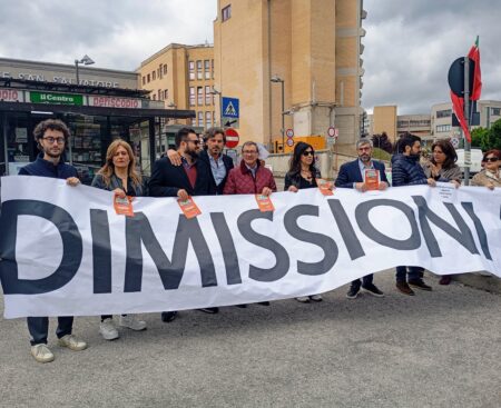 “Quale Sanità?”: il presidio delle opposizioni al San Salvatore