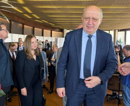 Telespazio: visita del commissario europeo per la Difesa e lo Spazio Andrius Kubilius