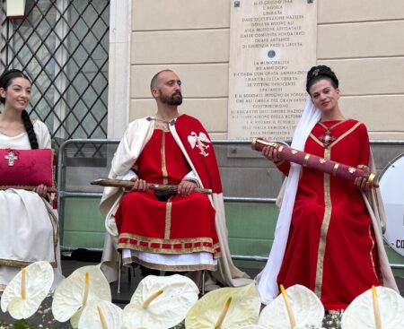 731^ Perdonanza Celestiniana, corteo della Bolla e apertura Porta Santa