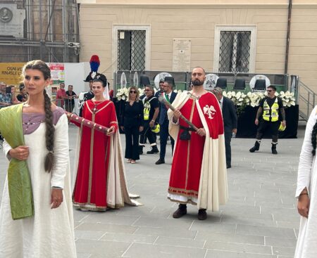 731^ Perdonanza Celestiniana, corteo della Bolla e apertura Porta Santa