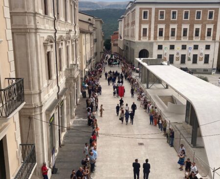 731^ Perdonanza Celestiniana, corteo della Bolla e apertura Porta Santa