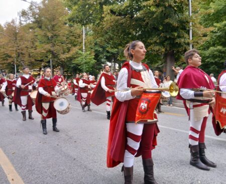 731^ Perdonanza Celestiniana, corteo della Bolla e apertura Porta Santa