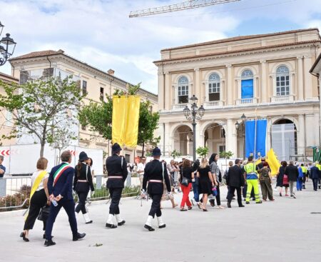 731^ Perdonanza Celestiniana, corteo della Bolla e apertura Porta Santa