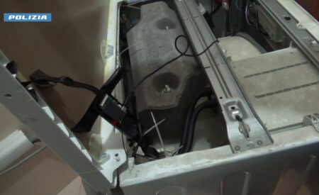 Inquilini spiati: il Gip si riserva di decidere sui domiciliari per l’indagato