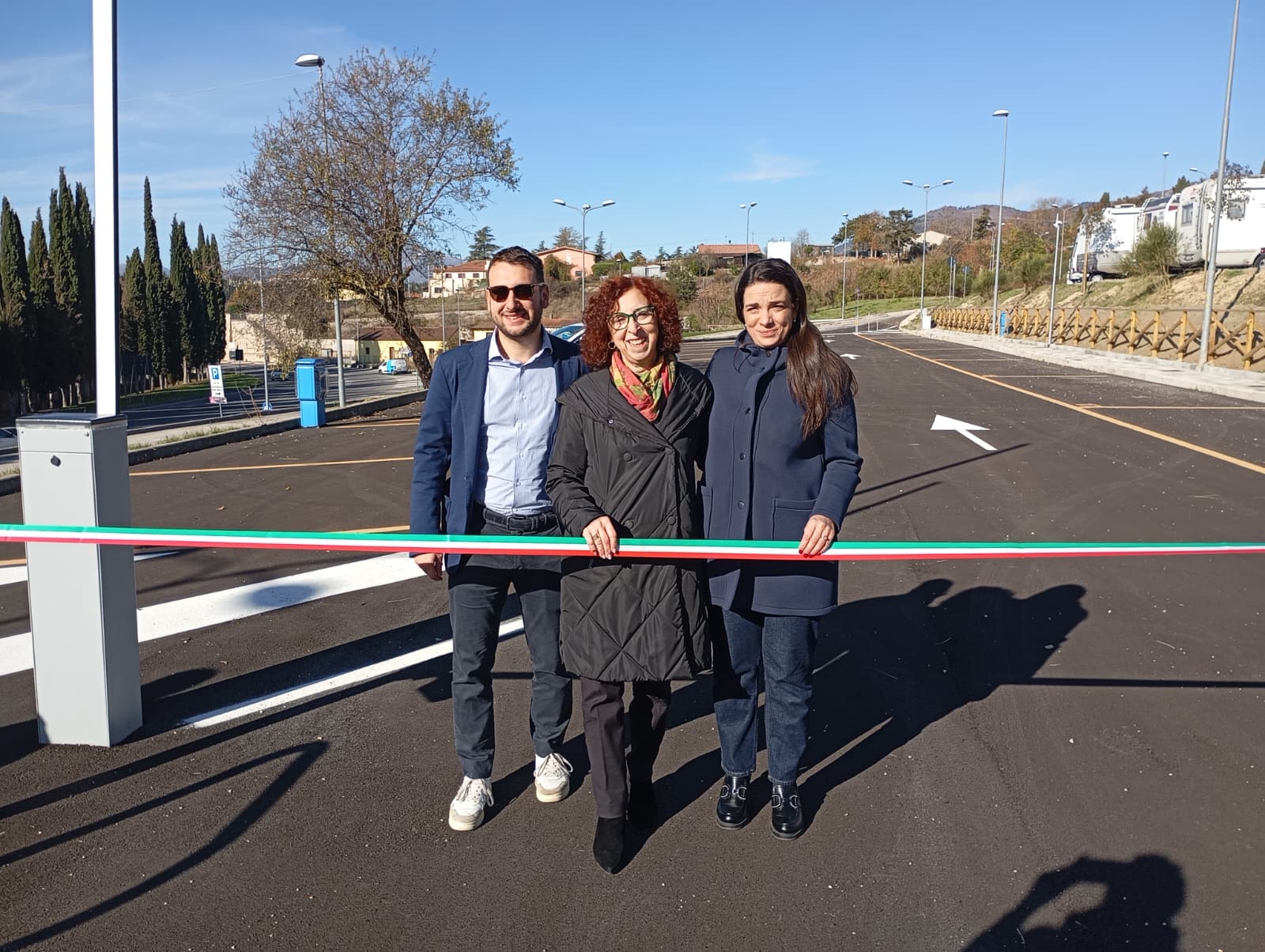 L'Aquila :Inaugurazione area camper via d'Ascanio - Alessandro maccarone, Paola Giuliani, Laura Cococcetta