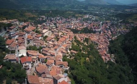 Processione a Tagliacozzo: l’amministrazione risponde a polemiche su sicurezza