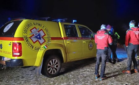 Escursionista in difficoltà sul Monte Sirente, intervento notturno del CNSAS Abruzzo