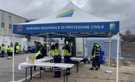 Protezione civile Abruzzo: giornalisti giapponesi in visita a Preturo