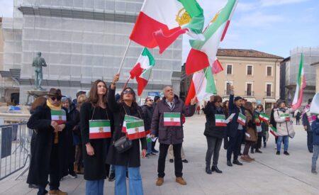 Libertà e giustizia: da L’Aquila solidarietà al popolo iraniano