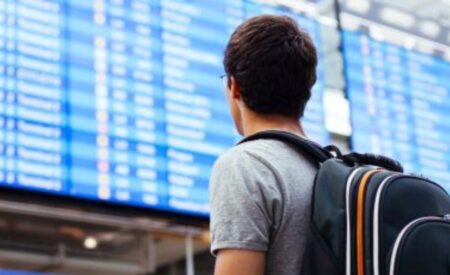 Svimez: in Abruzzo quattro laureati su dieci trovano lavoro fuori regione