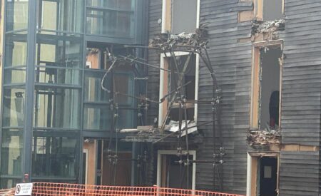 Villaggio della Gioventù: iniziata la demolizione delle piastre a Cese di Preturo