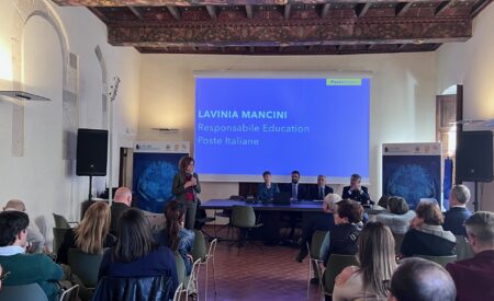 Poste Italiane: a L’Aquila un incontro sull’educazione digitale contro le frodi in rete