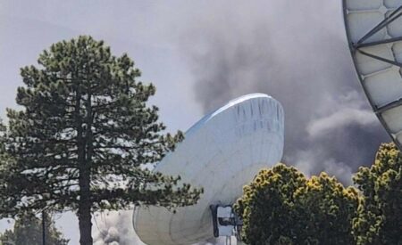 Fiamme nella sede di Telespazio, a fuoco alcuni gruppi elettrogeni