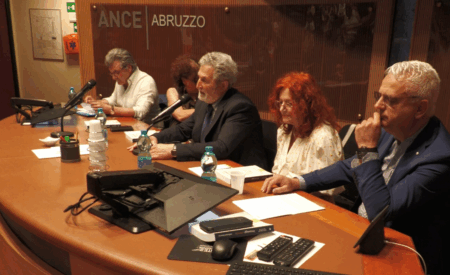“Personaggi e persone”: presentato a L’Aquila il libro di Goffredo Palmerini