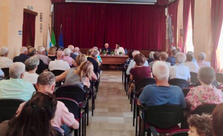 Un europeismo autentico per affrontare le sfide del presente: Mineo a Castel del Monte
