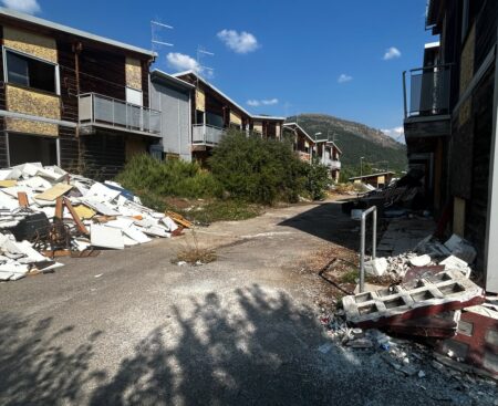 L’Aquila: degrado ambientale ai Map di Cansatessa
