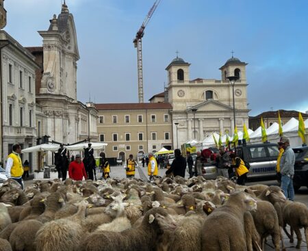 L’Aquila: il villaggio di Coldiretti a piazza Duomo