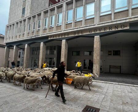 L’Aquila: il villaggio di Coldiretti a piazza Duomo