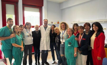 Ospedale San Salvatore: da Abio una donazione per gli ambulatori pediatrici